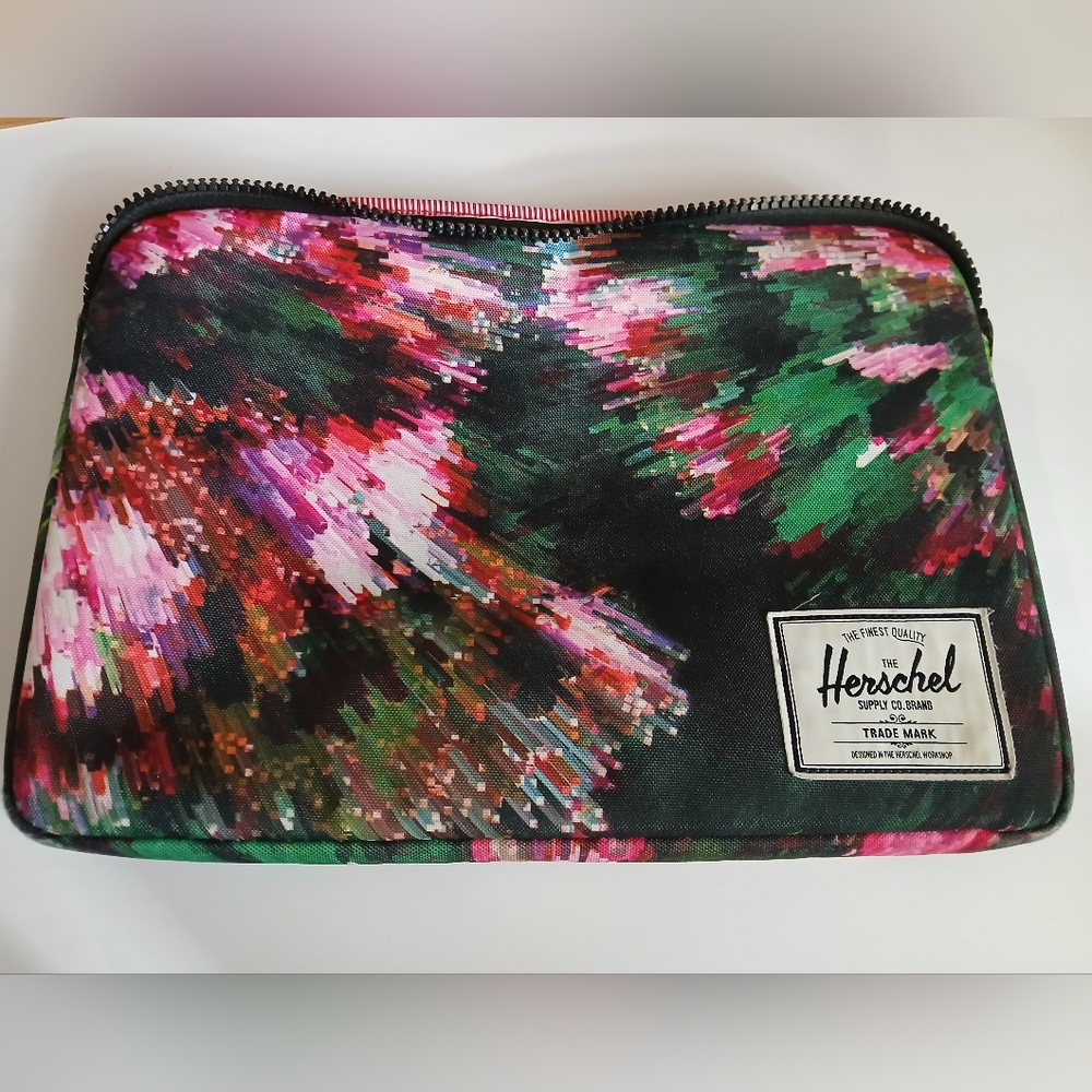 Herschel Tablet Case